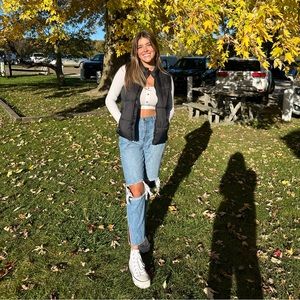 Meet your Posher, Riley